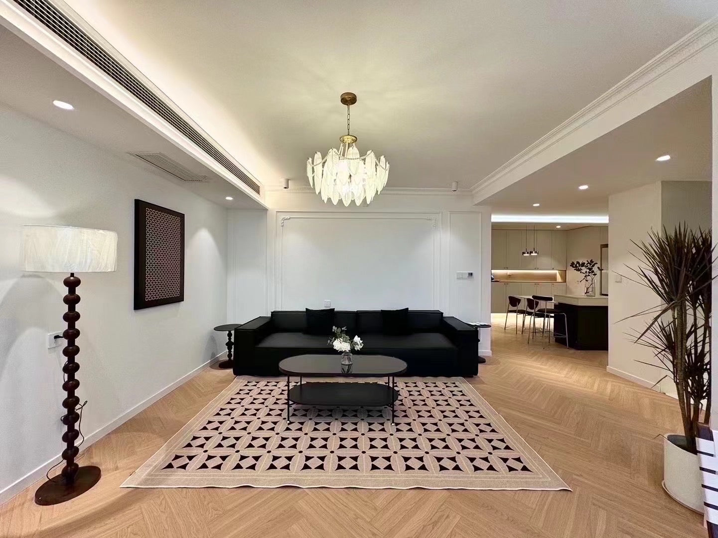 Modern 3br at Zhongshan park 兆丰花园3房