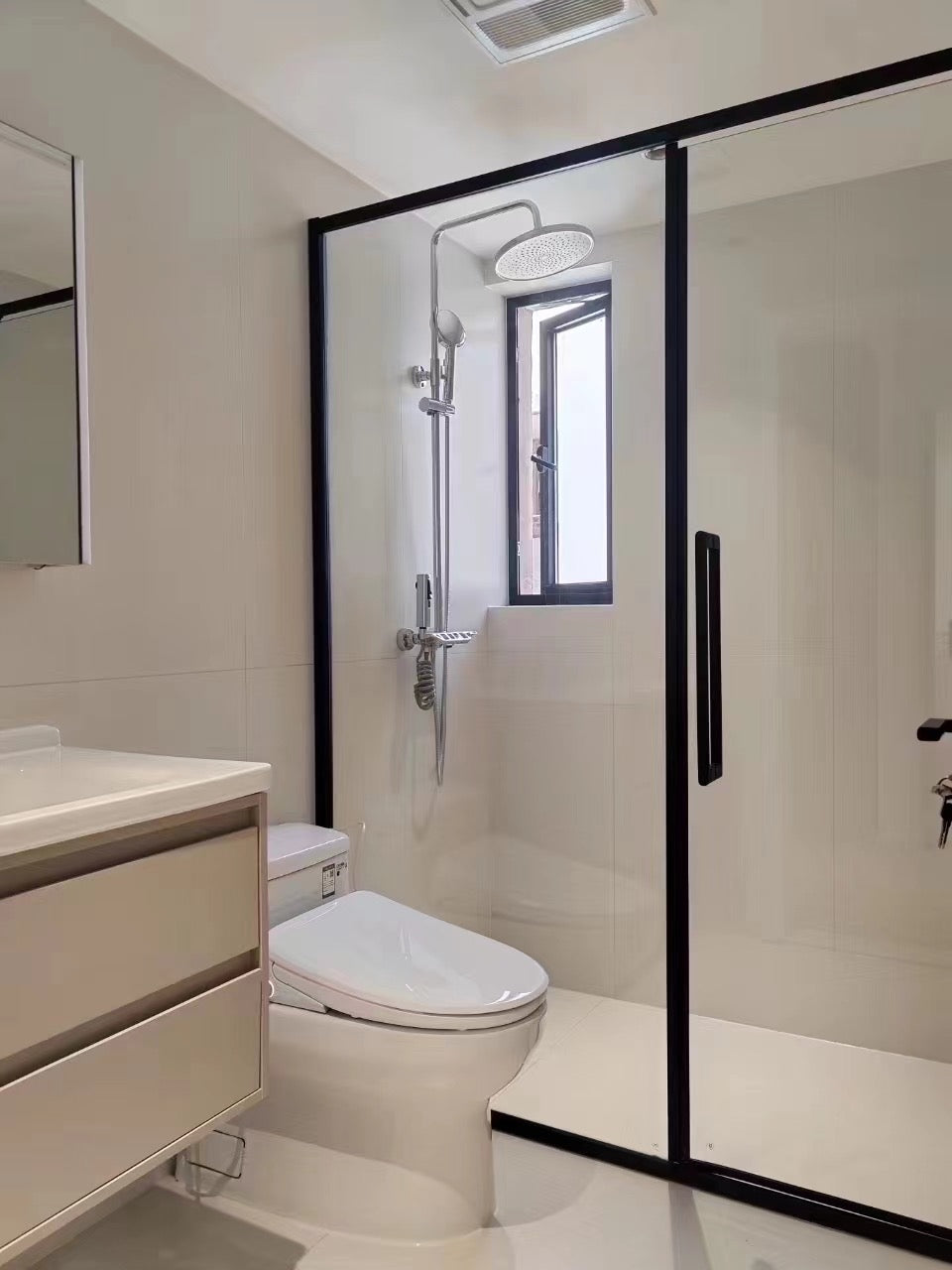 Modern 2+1br with floor heating / hanzhong rd 嘉里不夜城2+1房