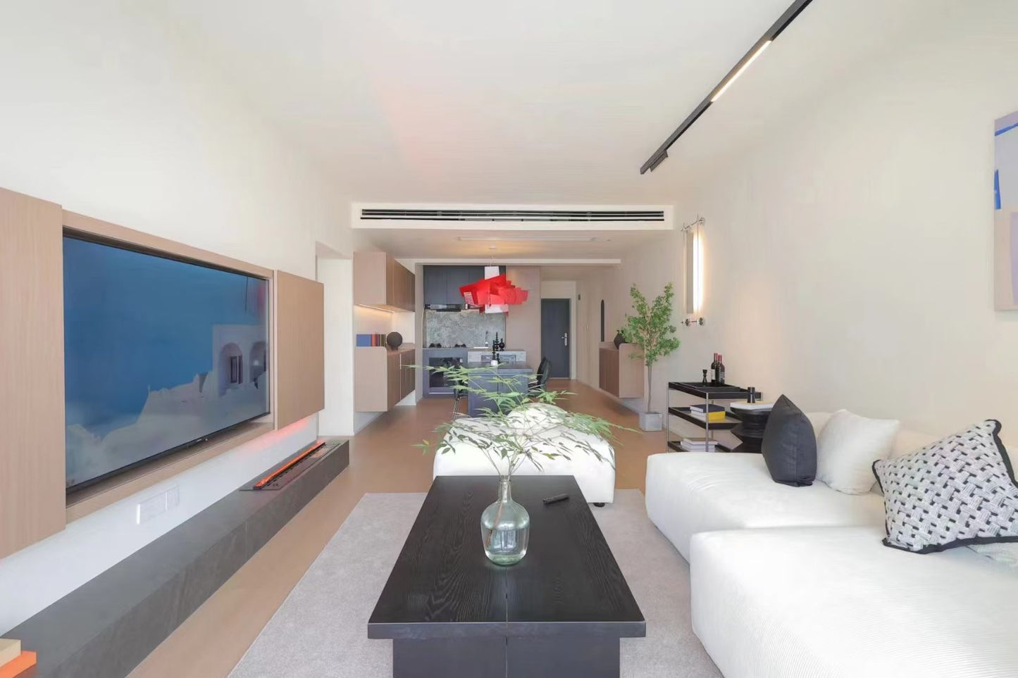 Modern 3br with floor heat / west nanjing rd 亚成公寓3房地暖