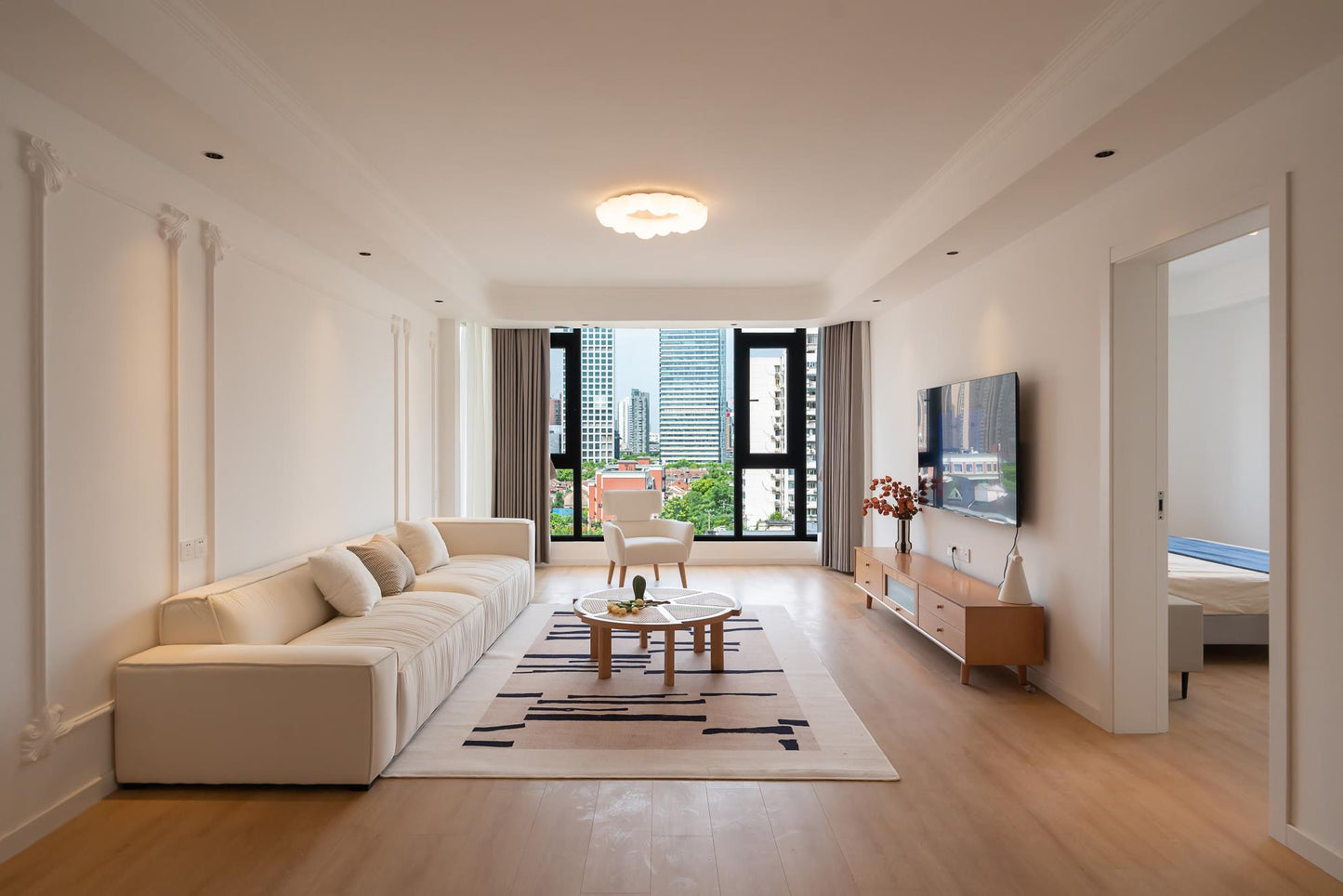 Modern 3br at lujiabang rd 明华大厦3房