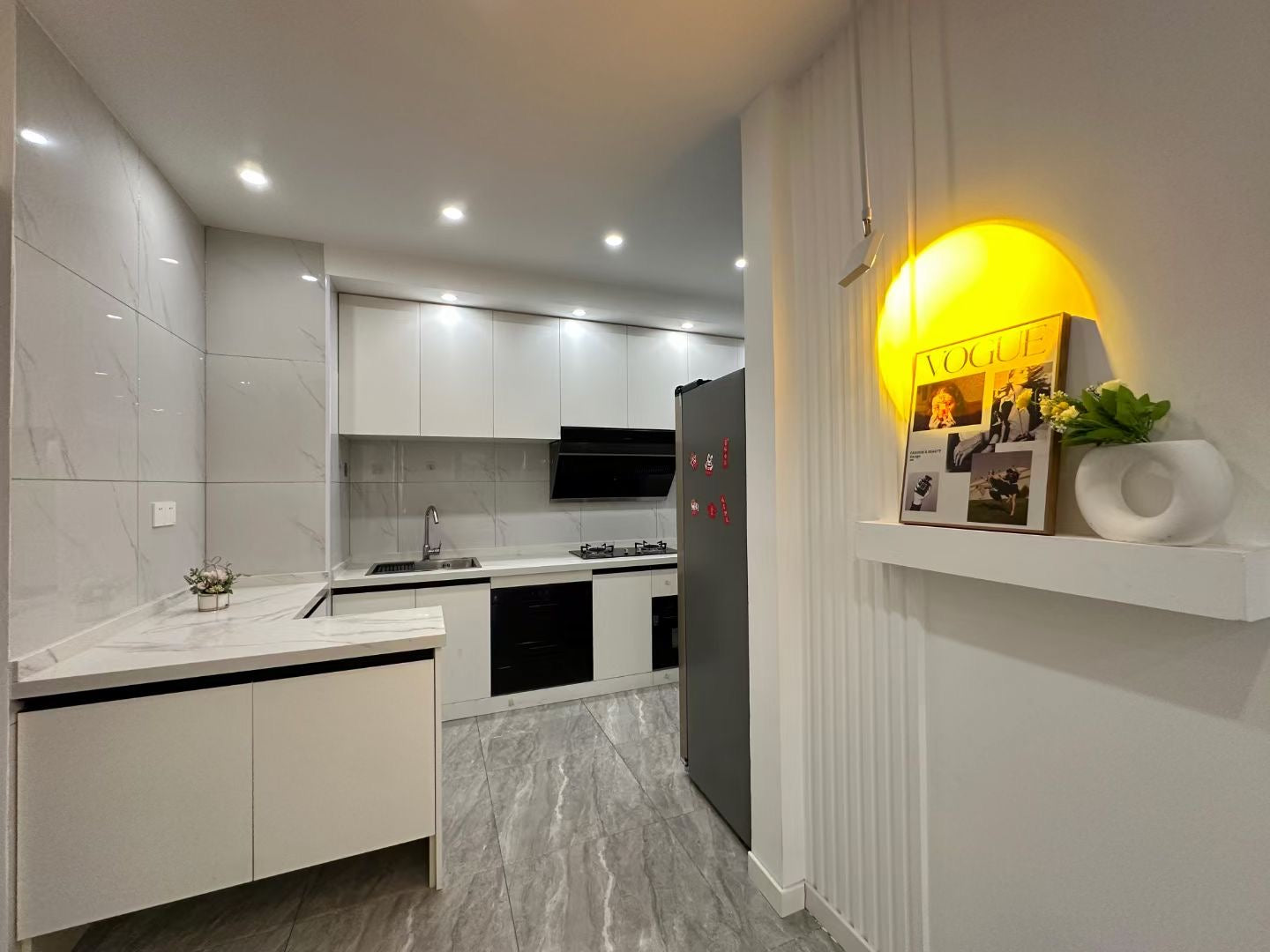 Modern 3br / Suzhou river 中远两湾城3房