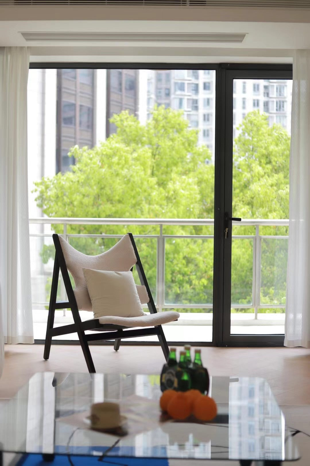 Beautiful 3br with floor heating at Xujiahui 莱诗邸3房新装修