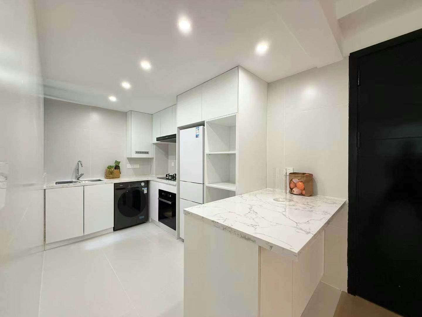 Wuding rd 2br with floor heating 翰林府邸2房