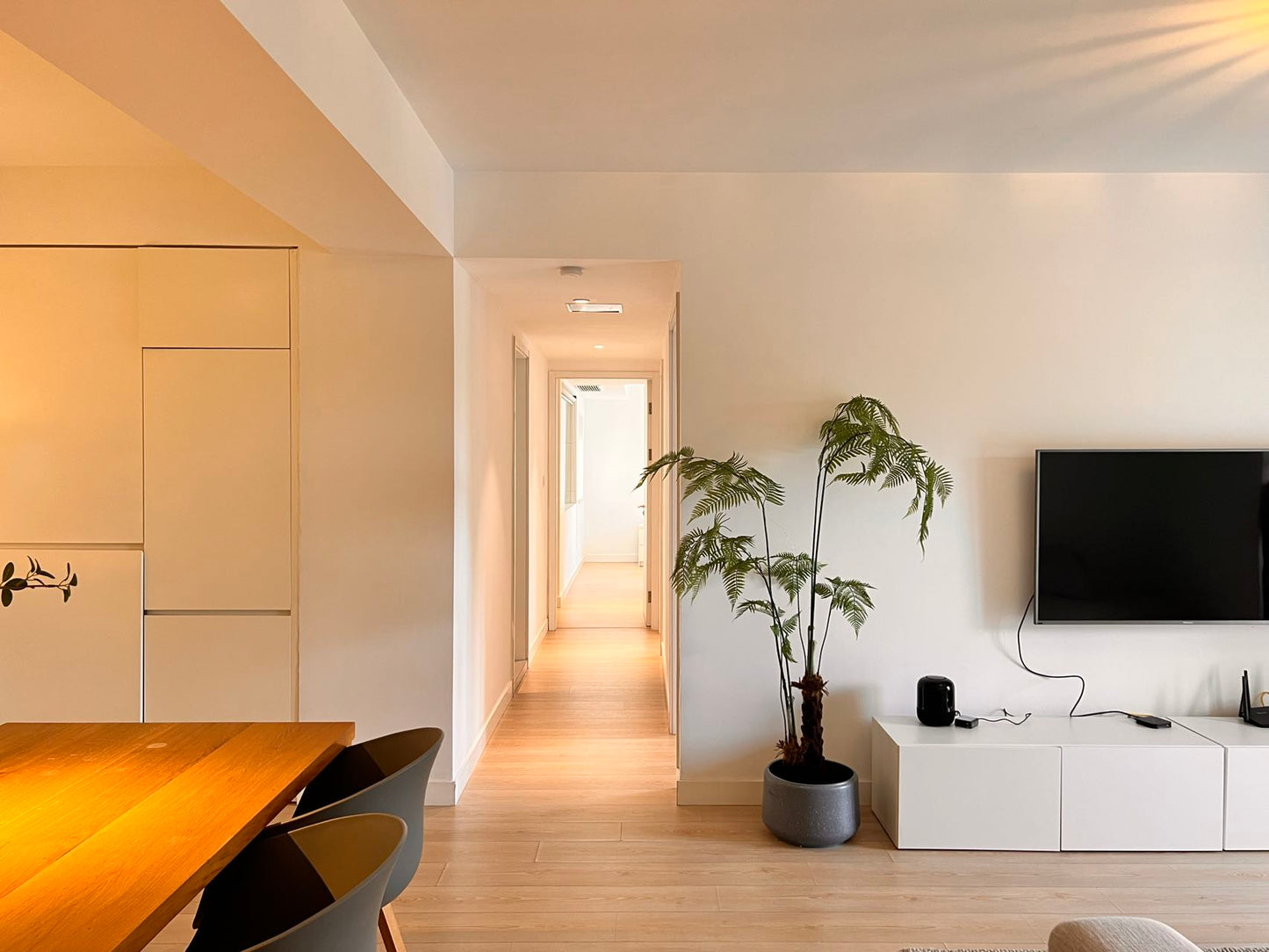Nice 3br at shanghai library 鸿艺豪苑3房