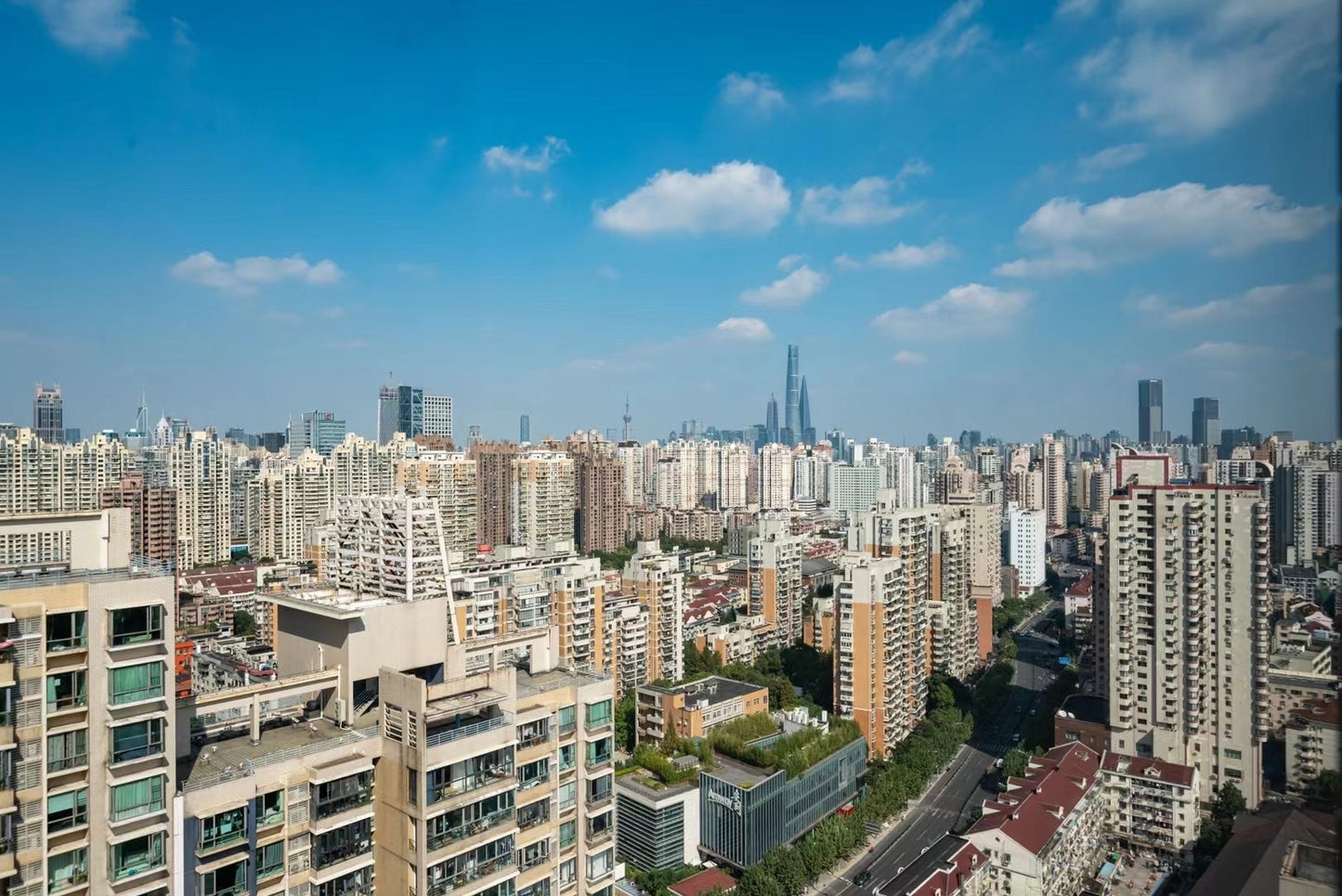 Beautiful apt with nice view 海悦花园3房