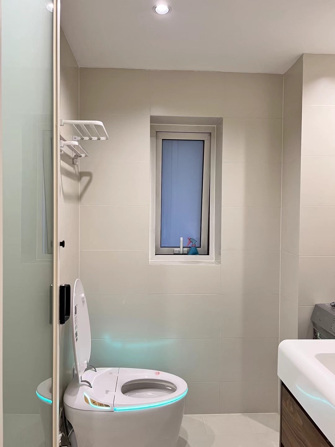 Modern 2br apt balcony / jiashan rd 鼎园2房