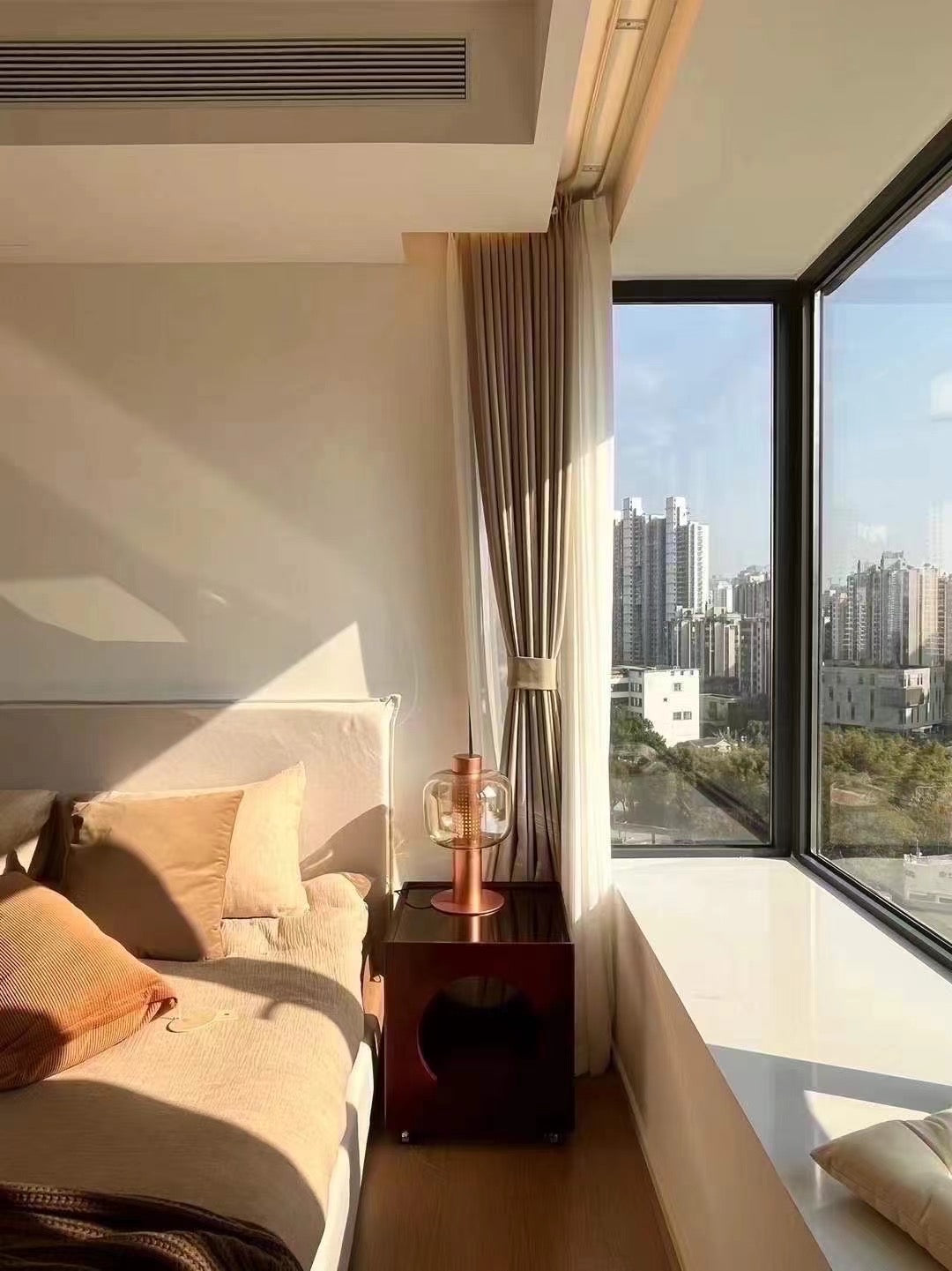 Super 2br + study @ Suzhou river 中远两湾城2+1房