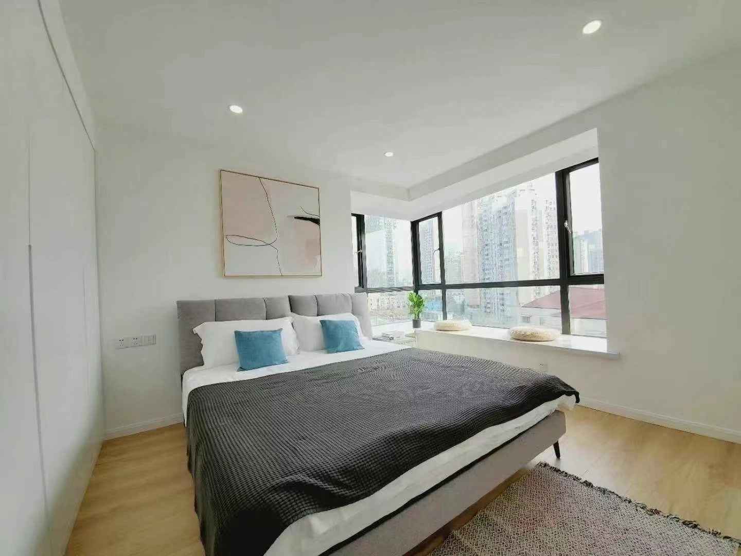 Modern 2br with study apt balcony 达安锦园2+1房带阳台