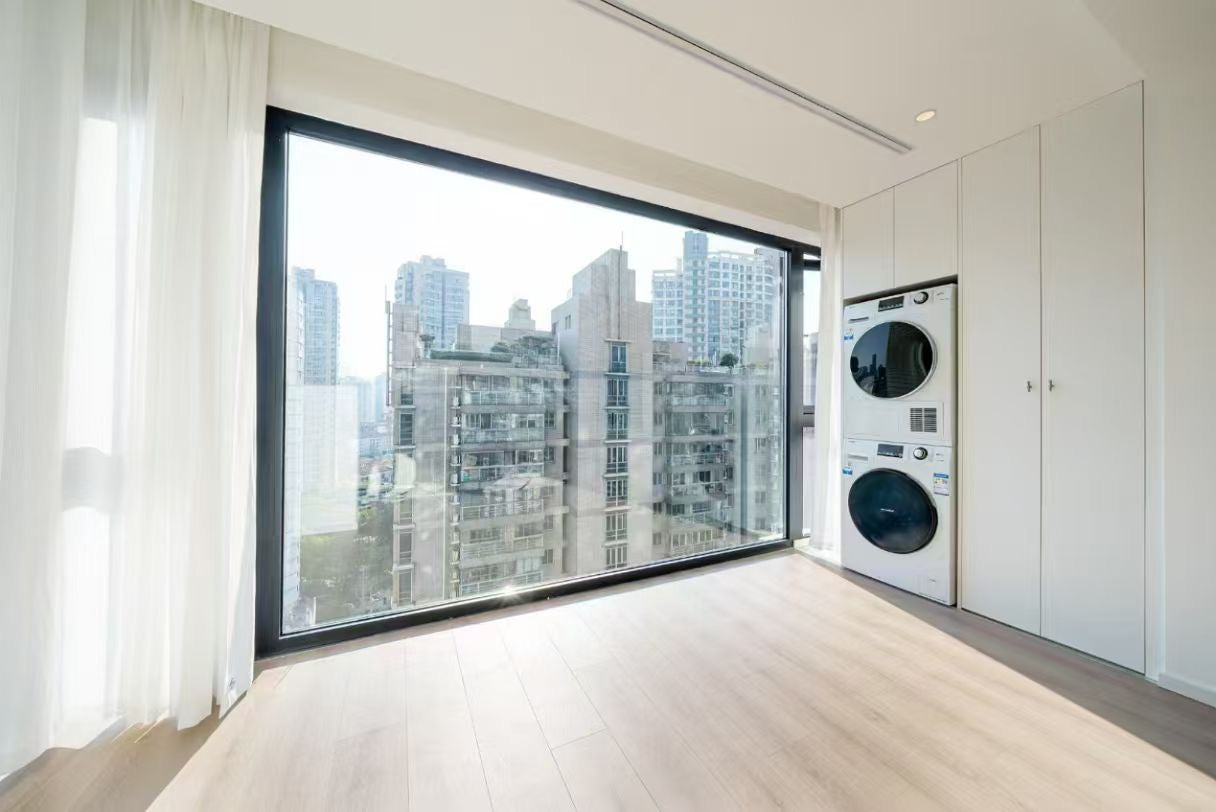 Newly 4br apartment in Jingan 怡乐花园4房
