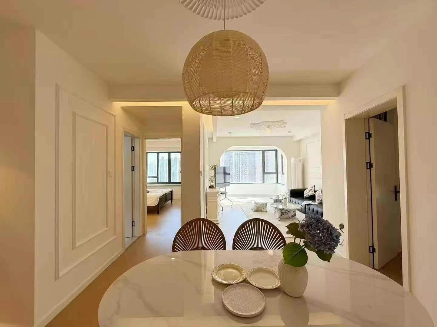 Newly 2br with floor heating at near Xintiandi 汇龙新城2房