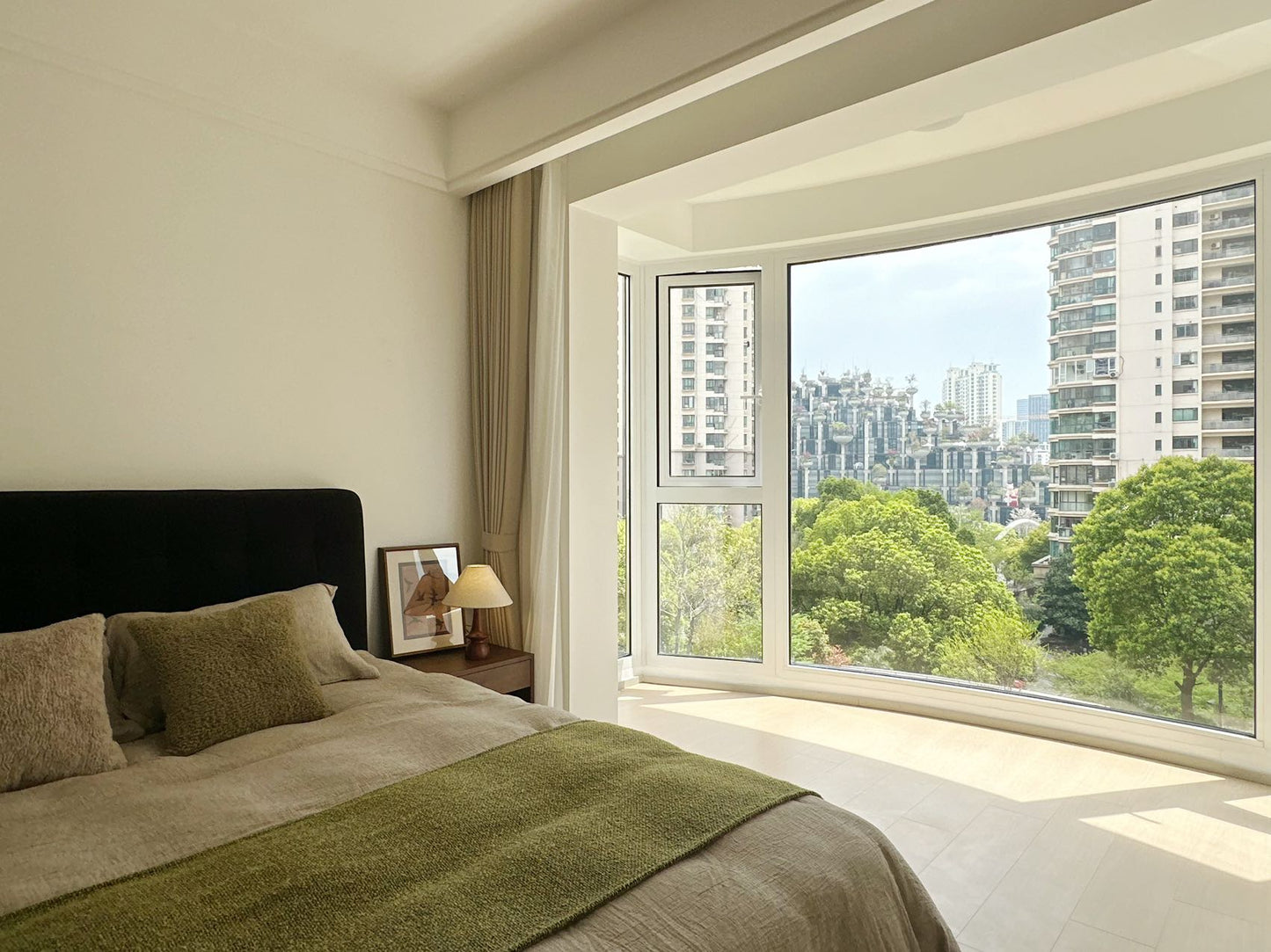 Modern 3br apt good design 中远两湾城3房