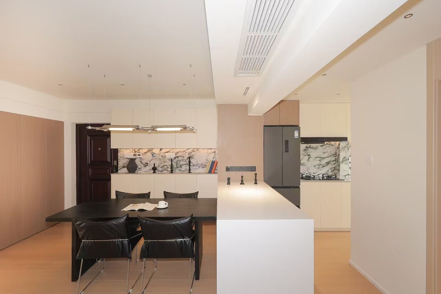 Newly 2br apt @ changshou rd 达安花园2房