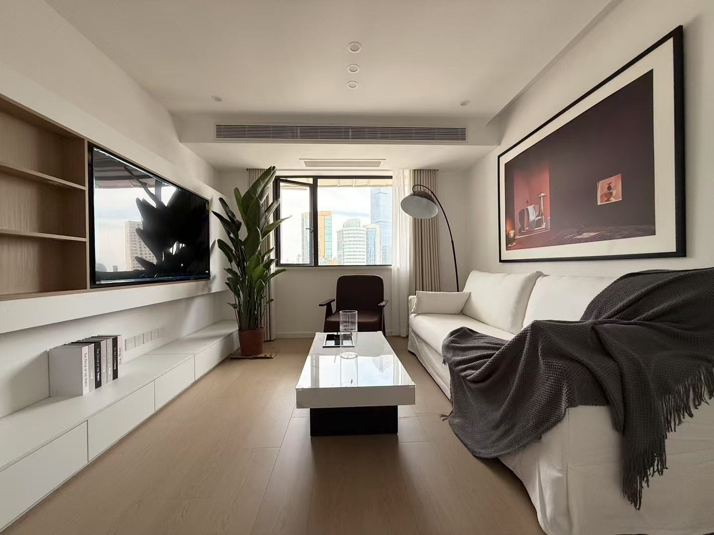 Beautiful 1BR at jingan temple 四和花园1房