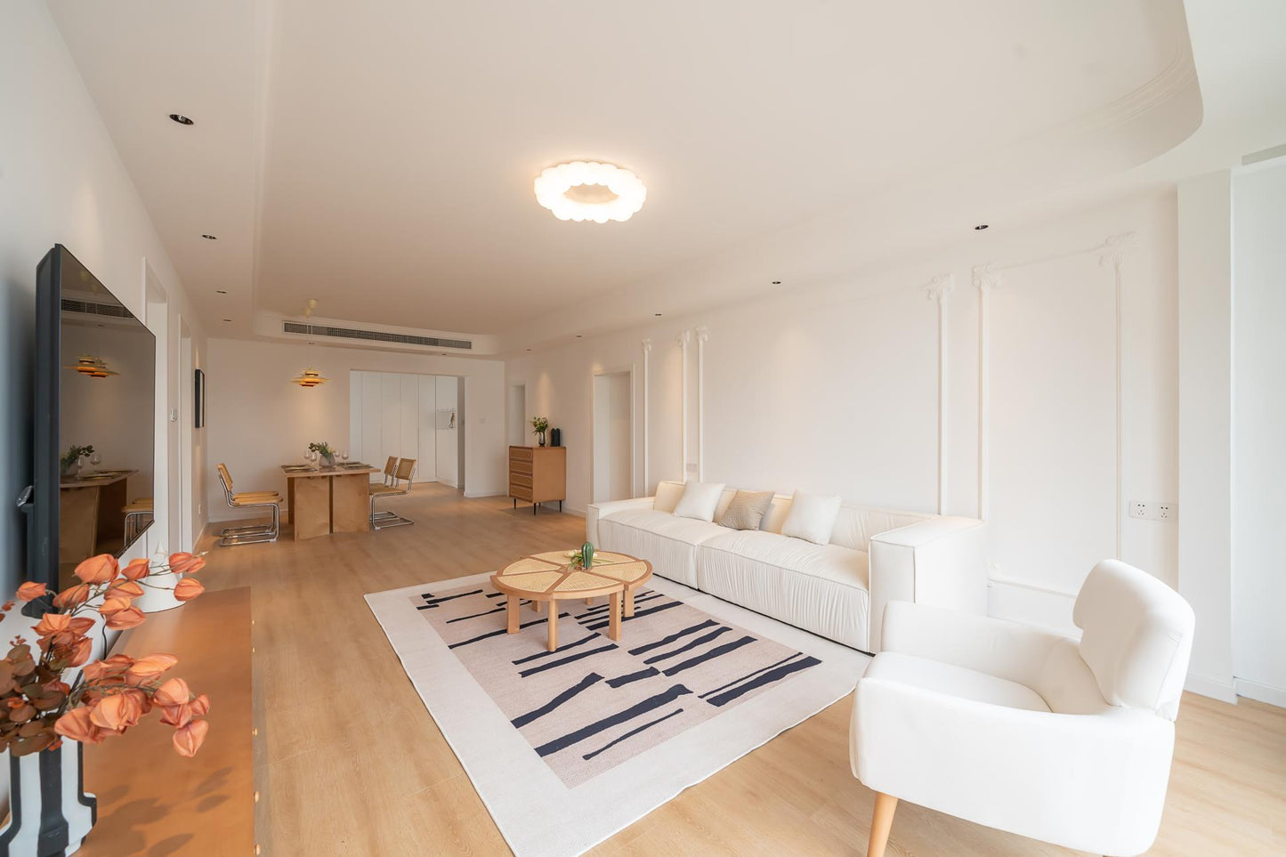 Modern 3br at lujiabang rd 明华大厦3房