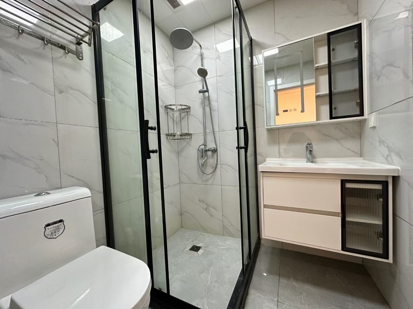 Modern 3br / Suzhou river 中远两湾城3房