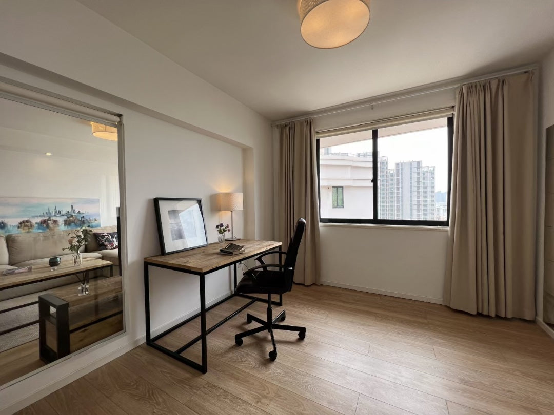 Modern 3br apt with balcony 交通大学3房带露台