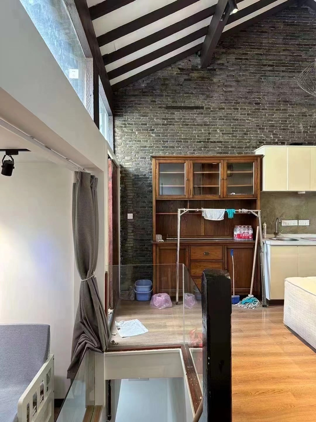 Changle rd 2br with terrace 环贸长乐路次沿街2房带露台