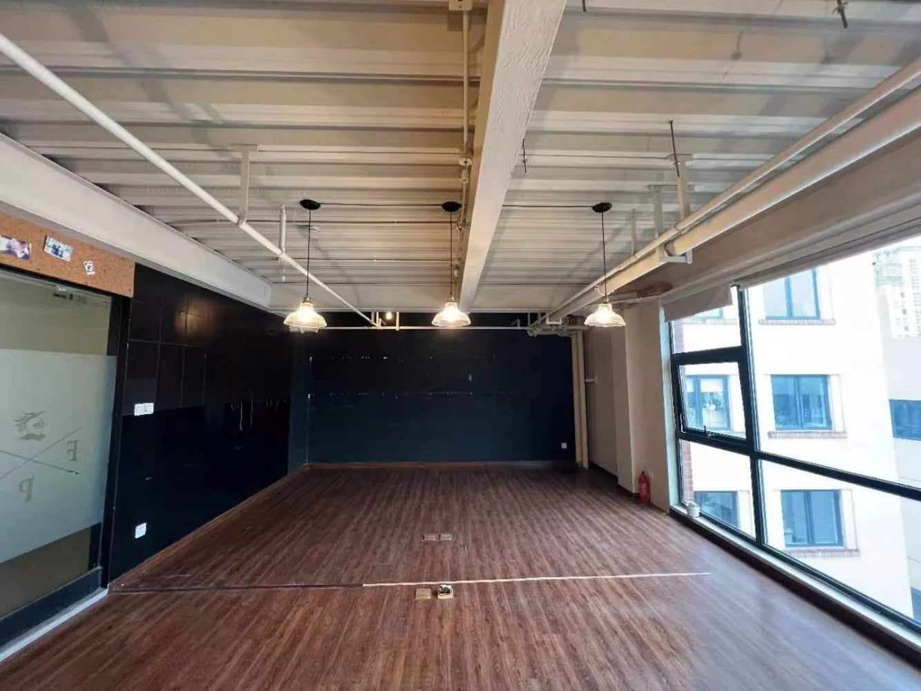 zhenning rd 93sqm creative office 镇宁路93平米创意办公室