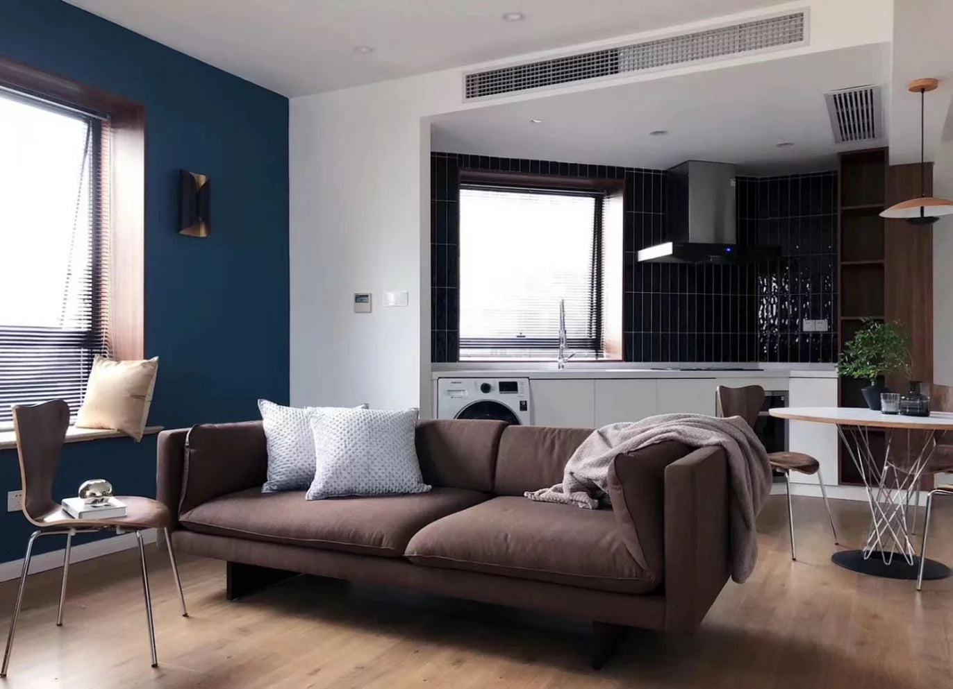 modern 1br with study at jingan 静安紫苑1房+书房