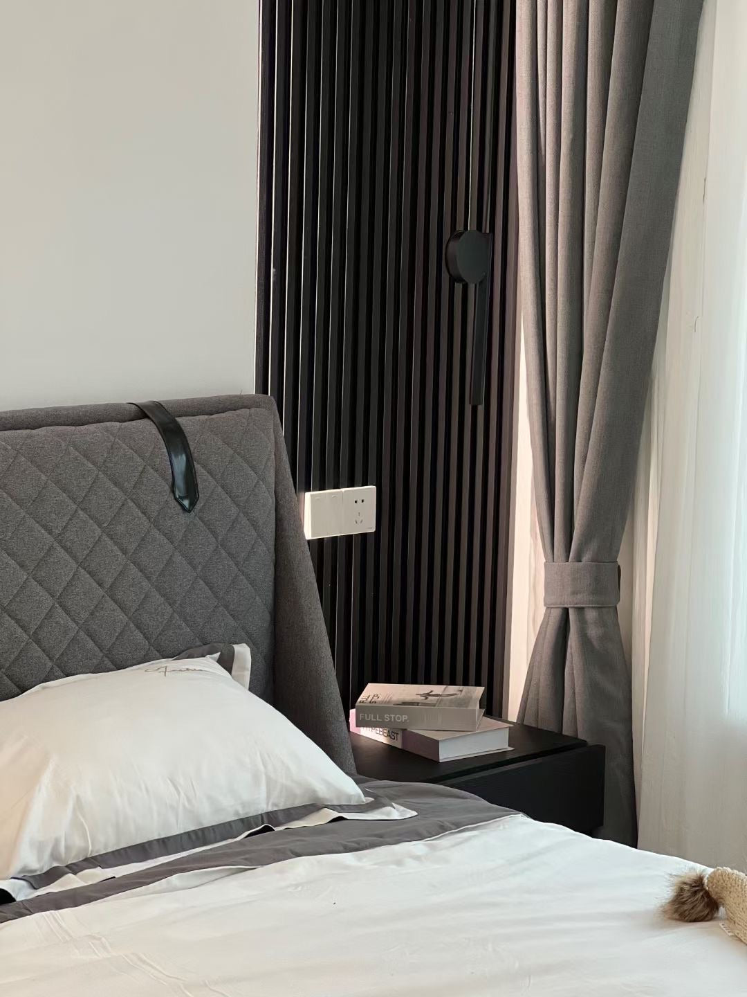 modern 3br apt at 8 park avenue 静安豪景3房地暖