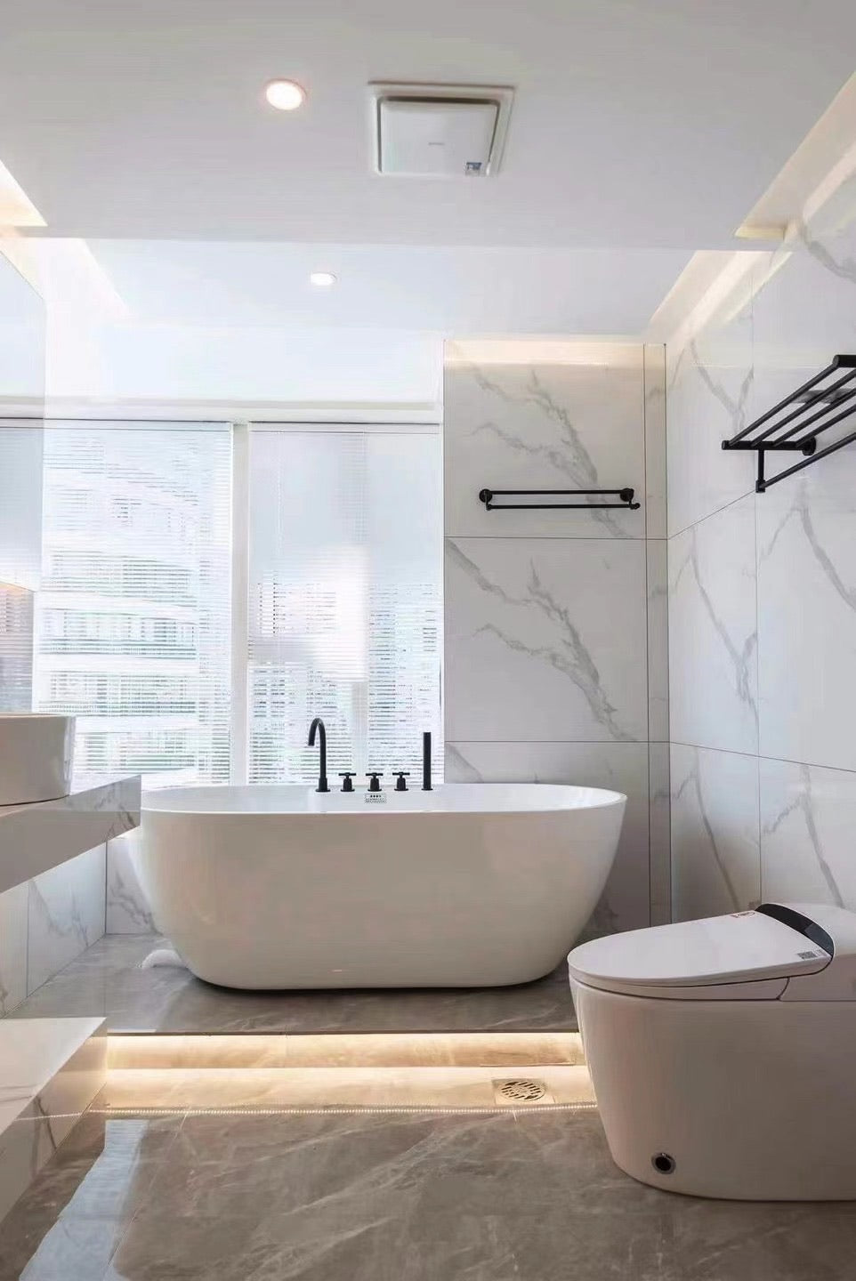 river view apt 180sqm at the bund 太阳都市花园江景3房180平米