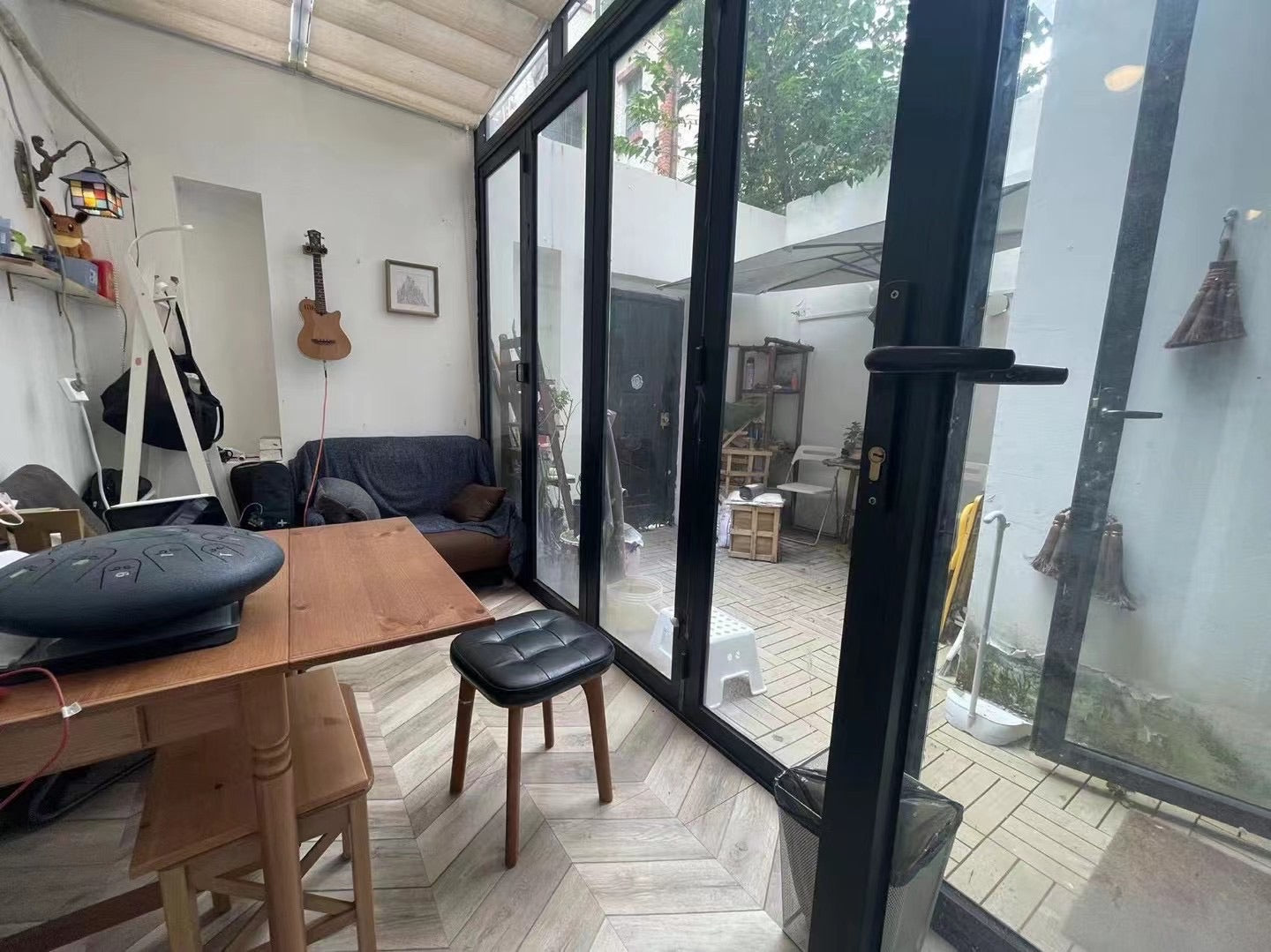 jingan temple 50sqm studio with yard 静安寺工作室带院子