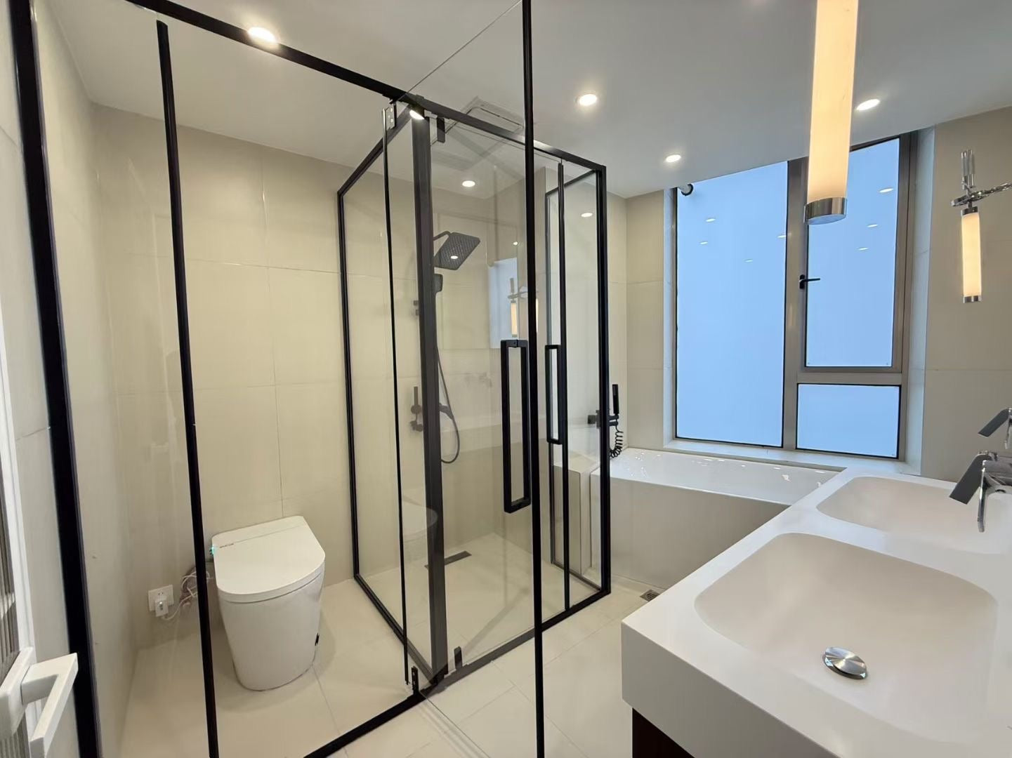 Modern 3BR + study apt with floor heating @ Pudong 香梅花园3+1房