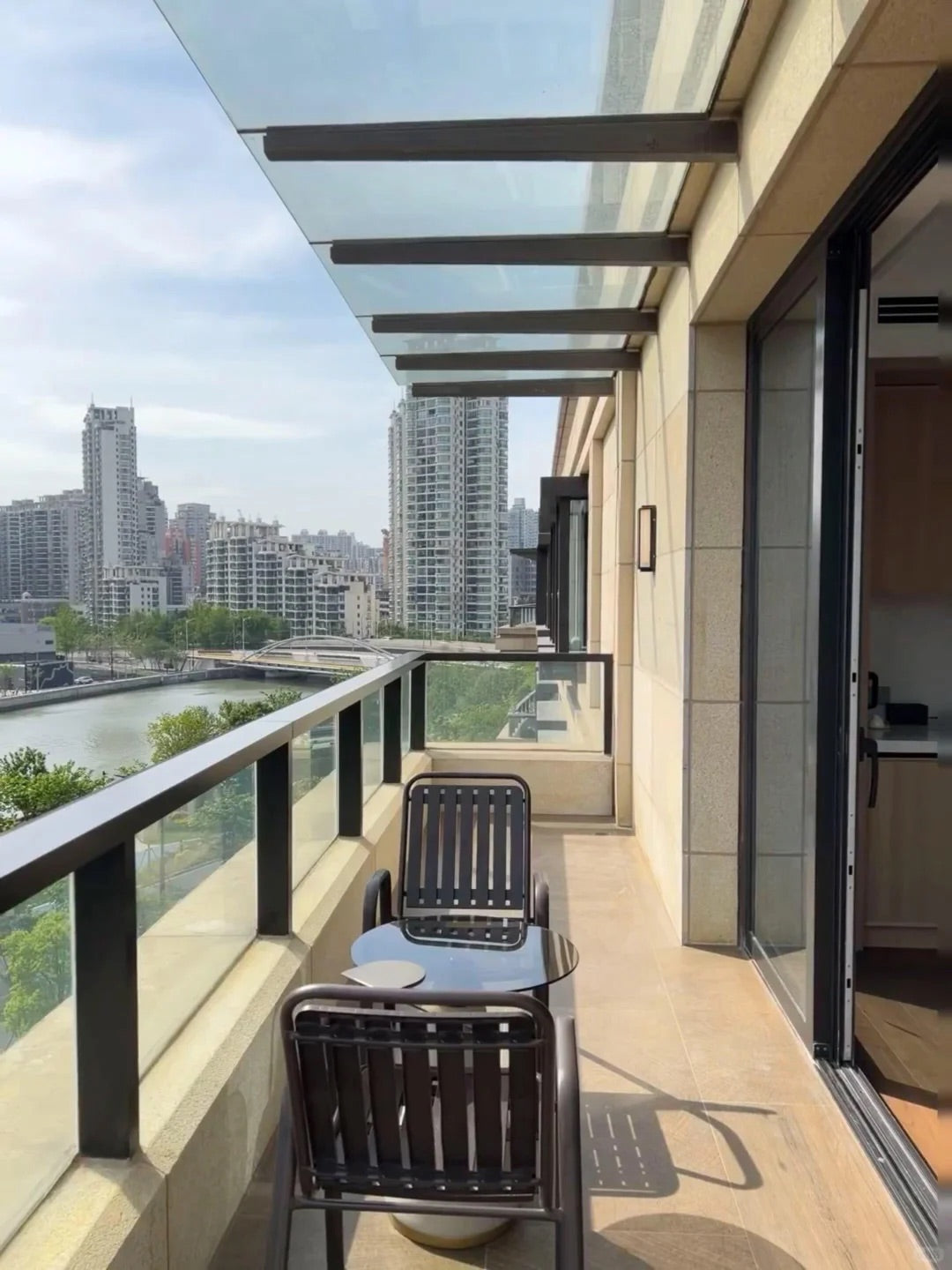 Intercontinental service apt in Jingan 静安洲际行政公寓