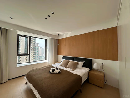 Newly 2br beside Suzhou river 中远两湾城2房