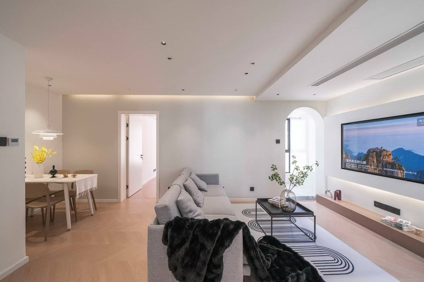 Cozy 1br apt at jingan   新福康里1房公寓