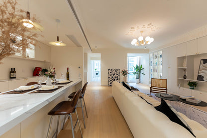 Beautiful 2br 2bath at xujiahui 徐家汇花园2房带地暖