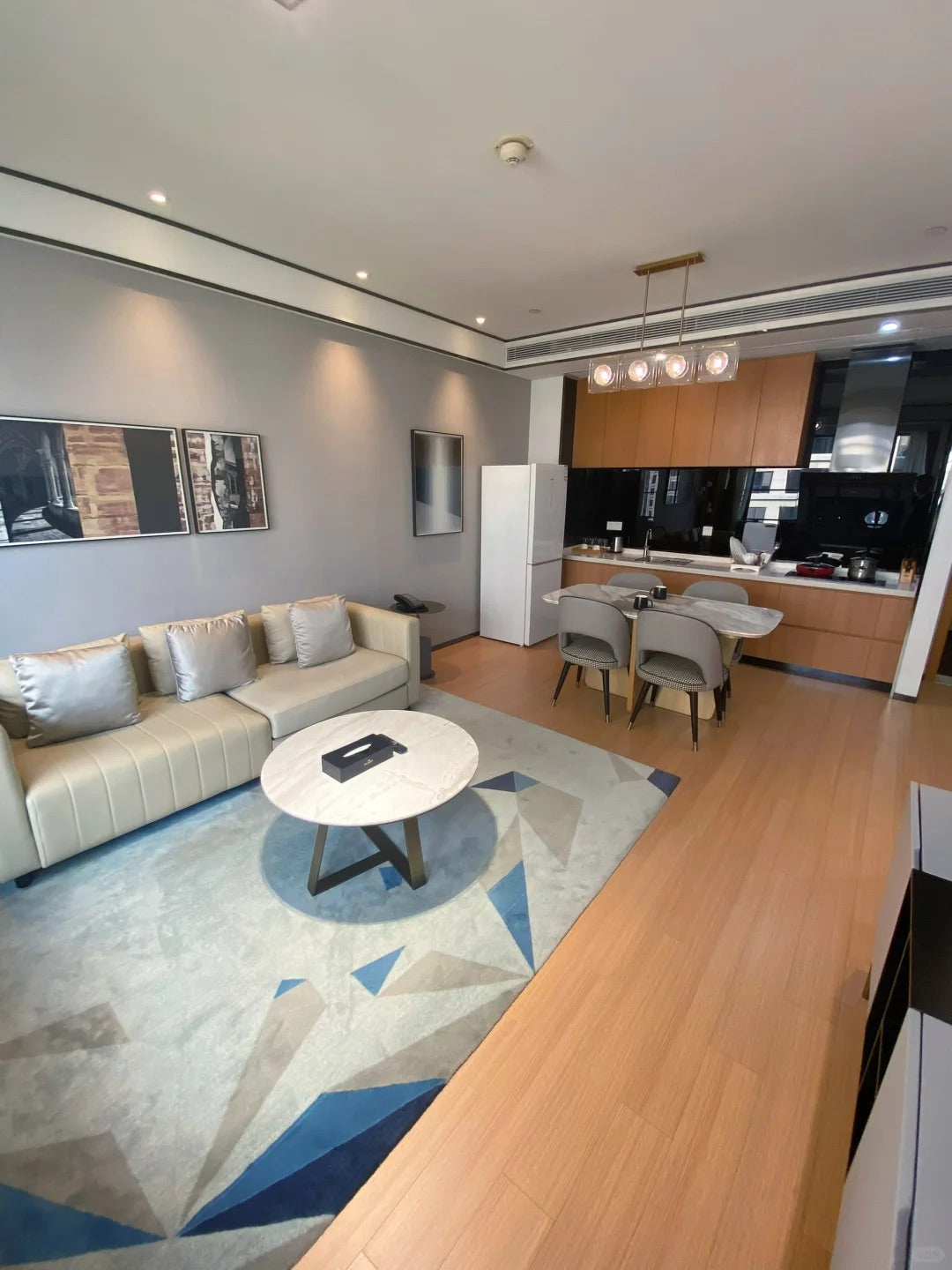 Shanger service apt in Hongkou 虹口享阖服务公寓