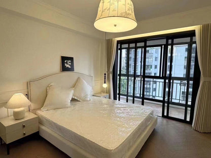 Modern 3br apt at the bund 滨江名人苑3房