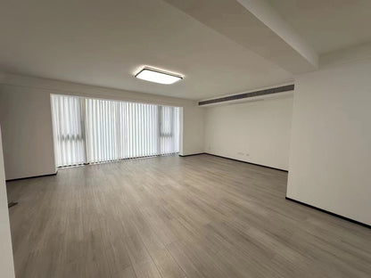 Spacious 4br 200sqm at Gubei 黄金城道4房200平米