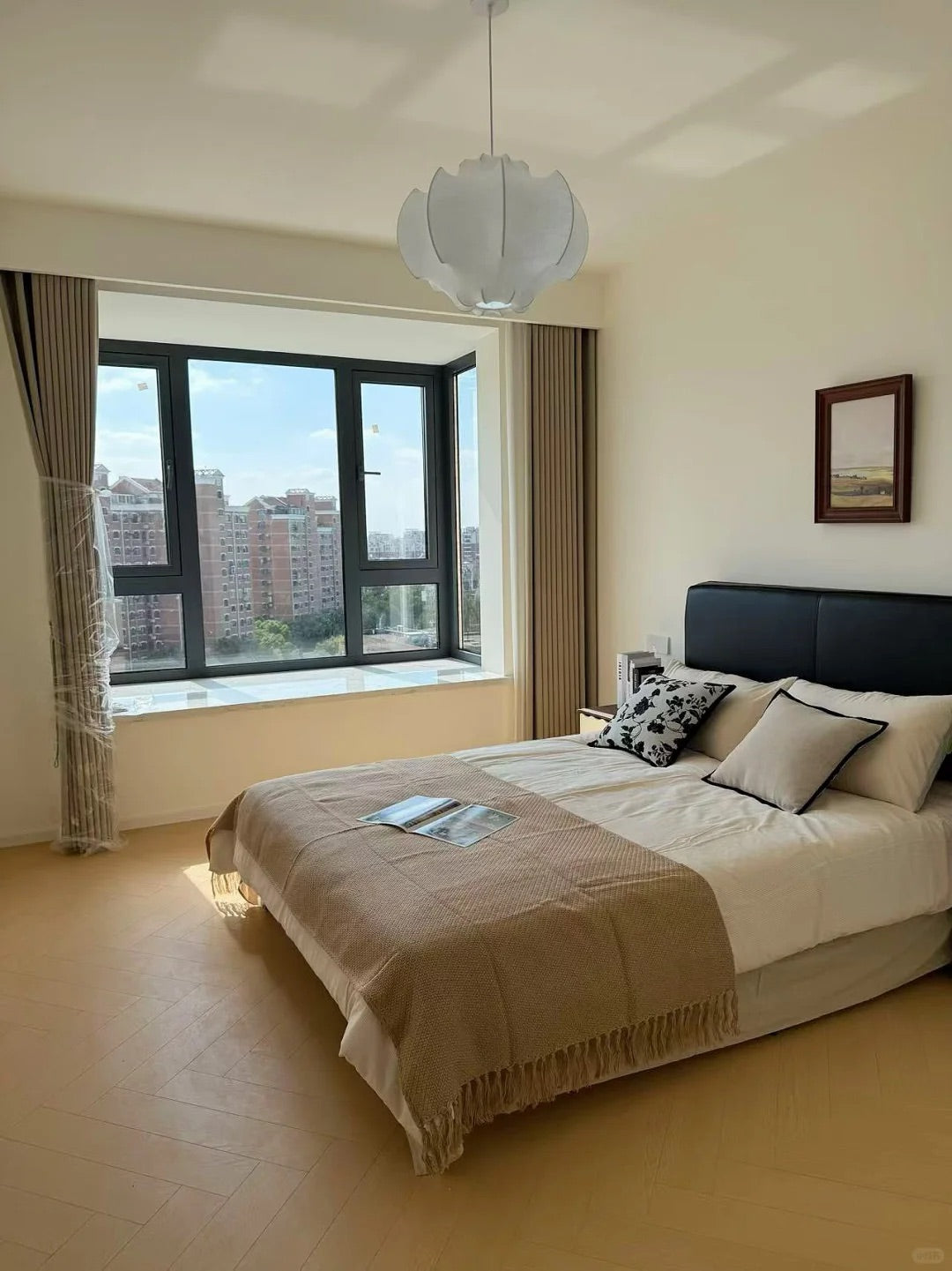 Spacious 4br 200sqm with terrace  古北4房200平米带露台