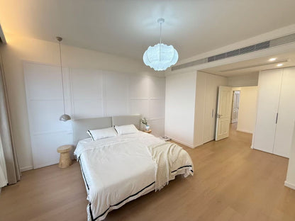 Modern 3BR + study apt with floor heating @ Pudong 香梅花园3+1房