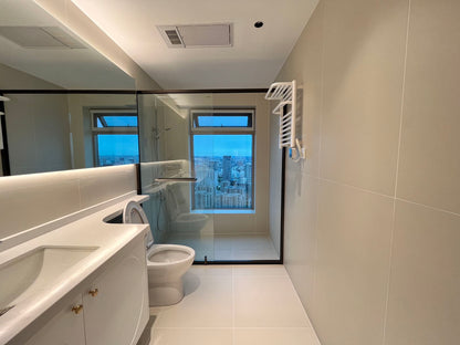 Beautiful 2br apt at Lujiazui  世茂滨江花园2房