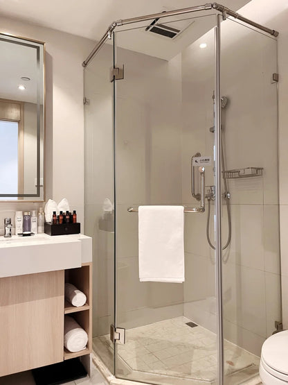 Shama service apt in putuo 莎玛长风公园服务公寓