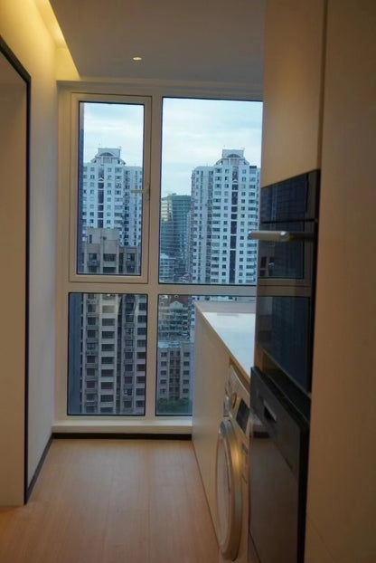 Beautiful 2br apt at jingan 静安凤凰苑2房