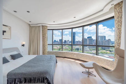 Modern 3br at top of city 中凯城市之光3房