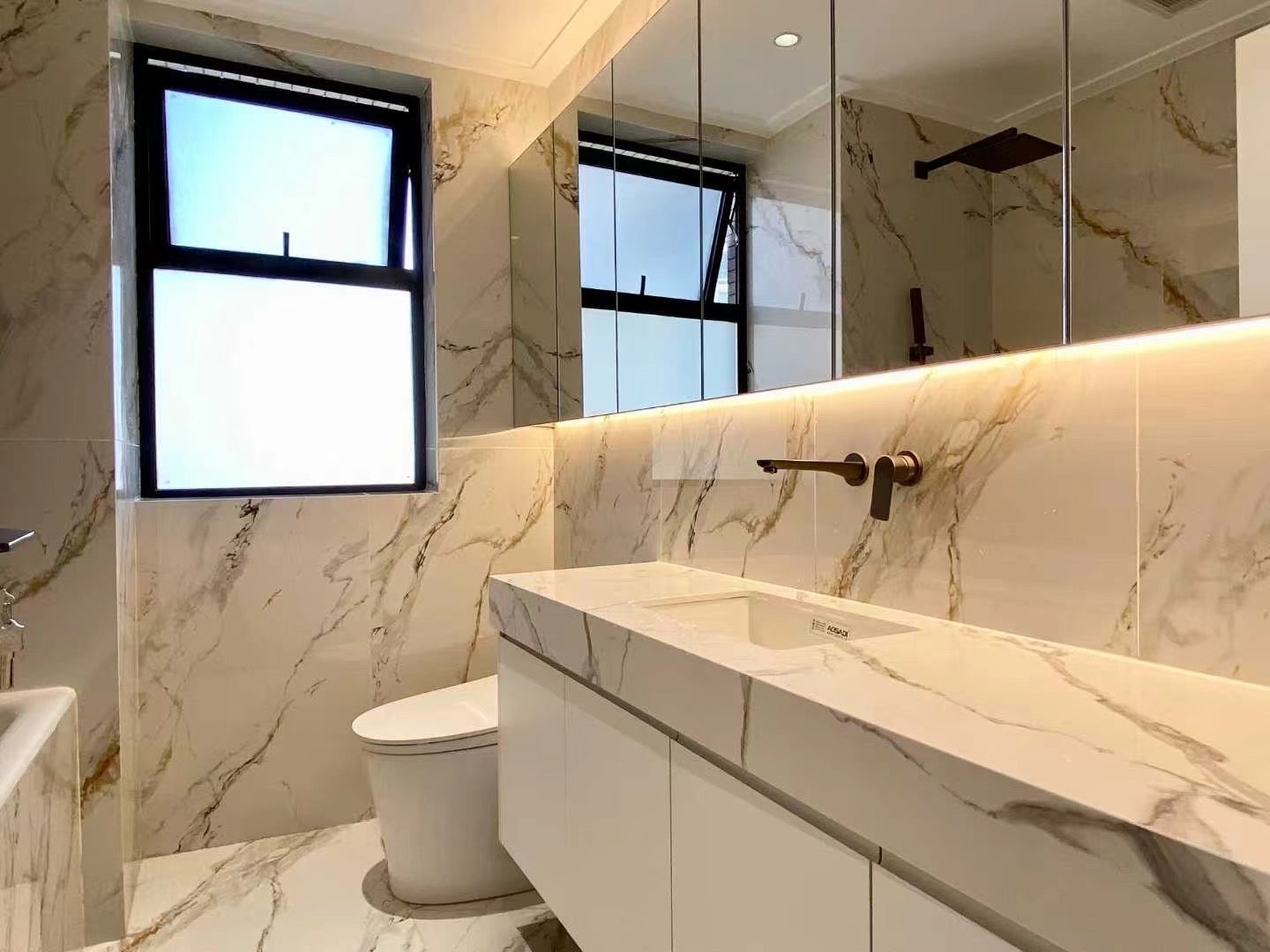 Beautiful 4br apt with nice view 海悦花园4房