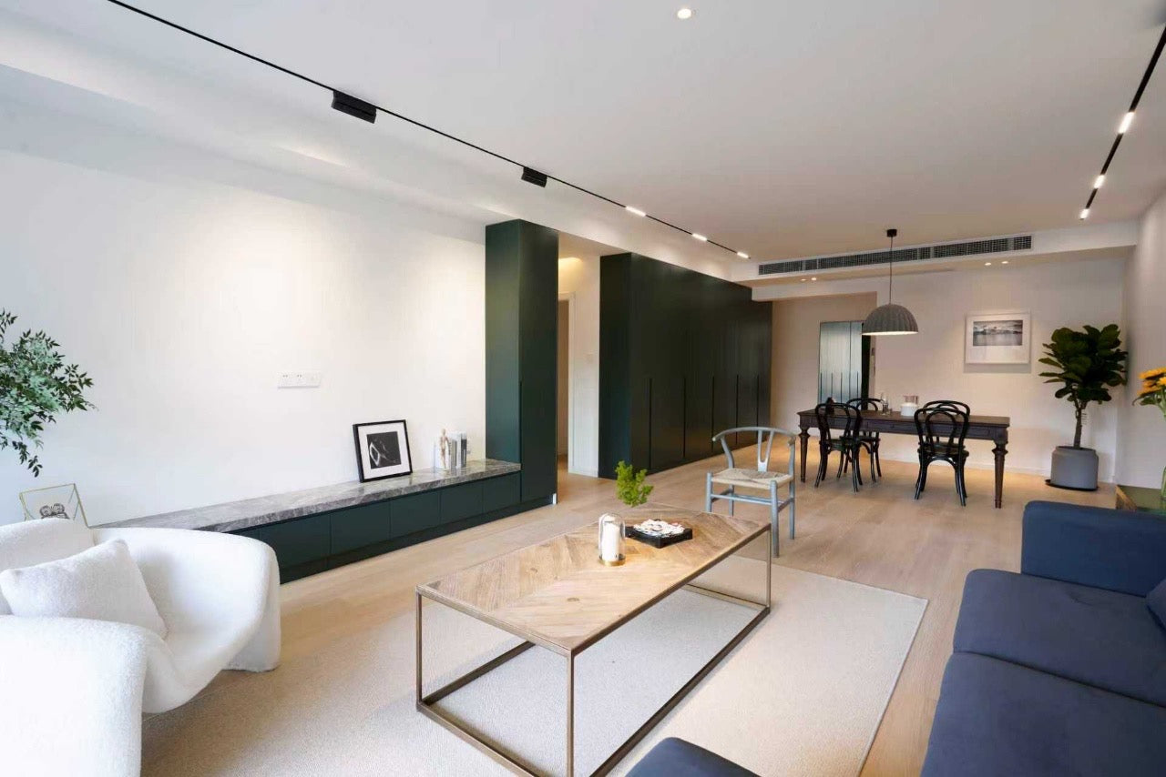 Super 3br 2baths apt at xujiahui 东方曼哈顿3房