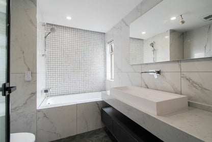 Modern 2br 2baths apt at pudong lujiazui 世茂滨江花园2房