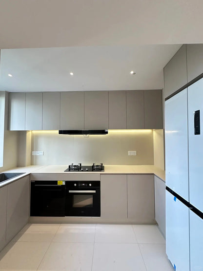 Modern 3br apt with park view 浦东世纪花园3房