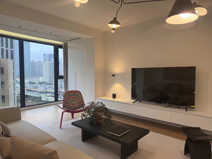 Beautiful 2br apt at Suzhou river 苏州河畔美丽2房