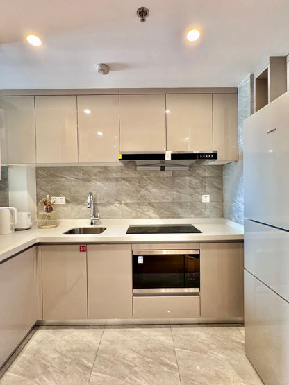 The Carossa  service apt in Jingan   嘉柏轩服务公寓