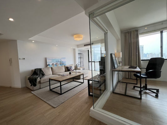 Modern 3br apt with balcony 交通大学3房带露台