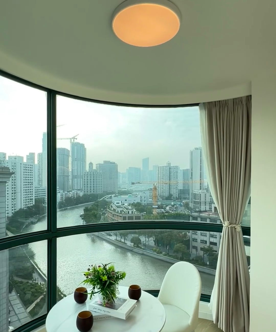 Modern 3br with river view 人民广场新闸路3房带河景