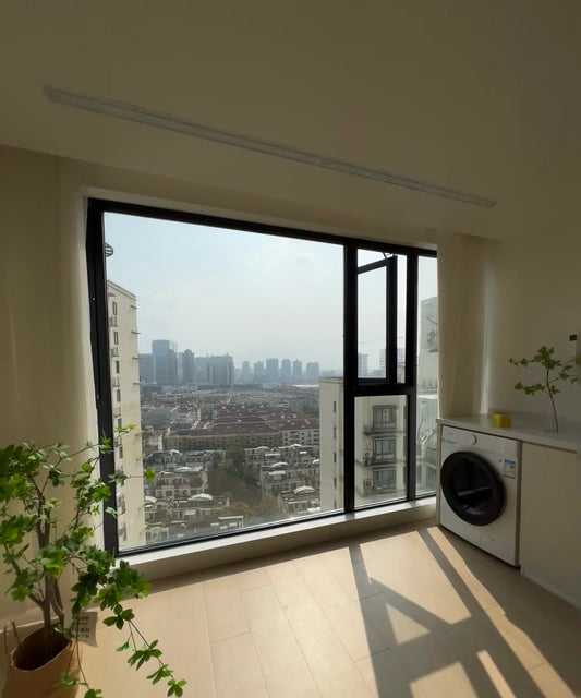 Modern 2br 2baths / loushanguan rd 春天花园2房带地暖