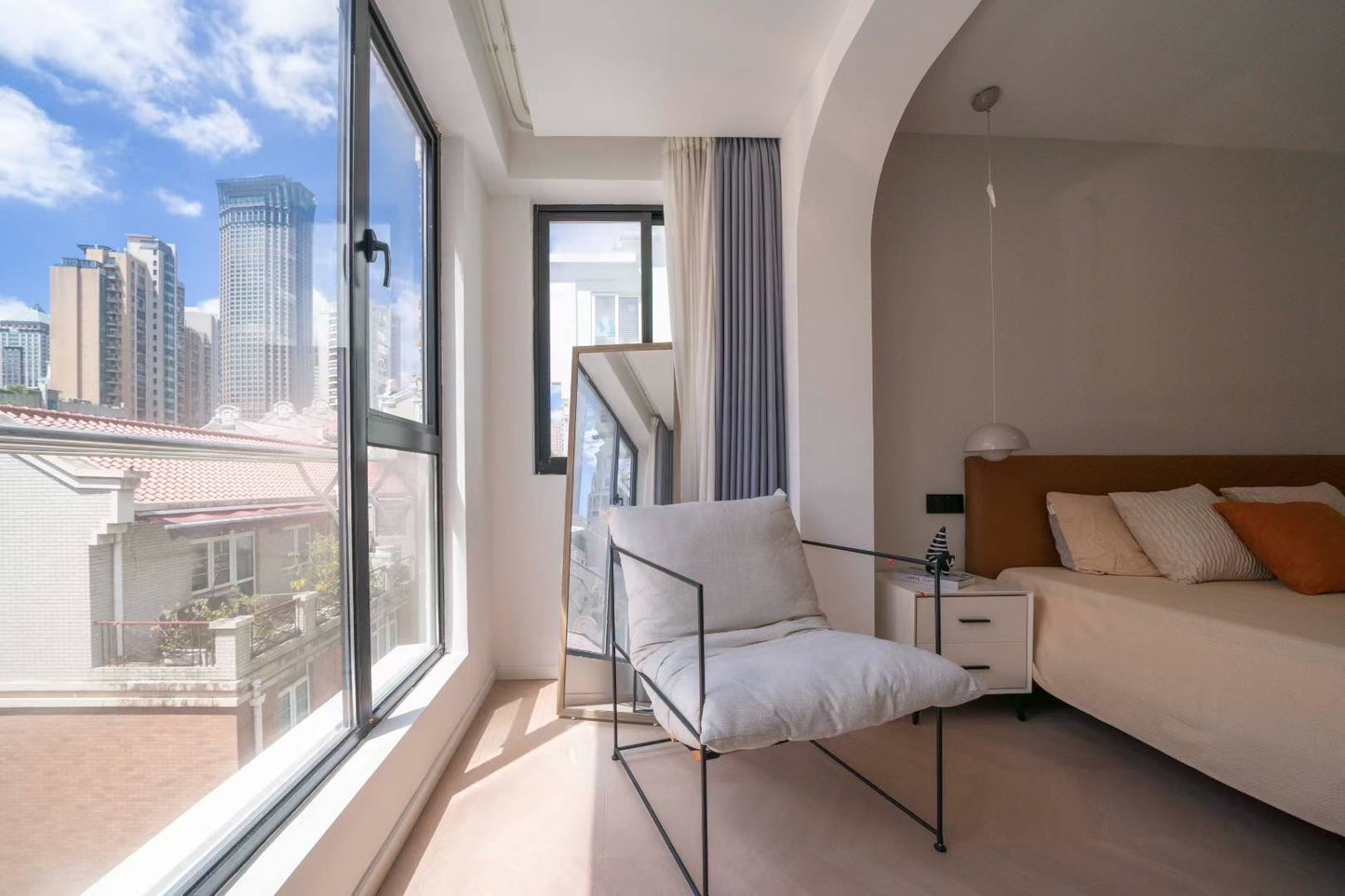 Cozy 1br apt at jingan   新福康里1房公寓